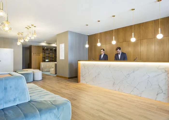 Acta The Avenue Hotel