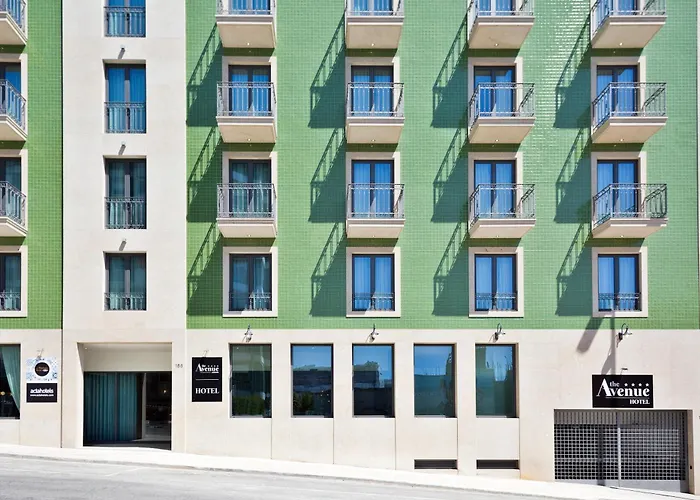 Acta The Avenue Hotel 4*