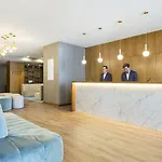 Acta The Avenue 酒店