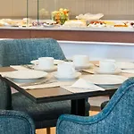 Acta The Avenue Hotel Oporto