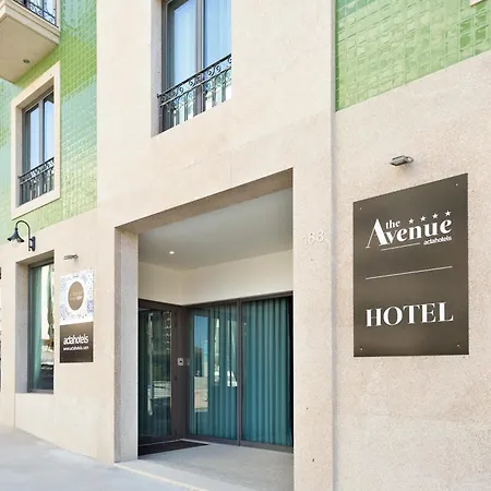 Acta The Avenue 4*