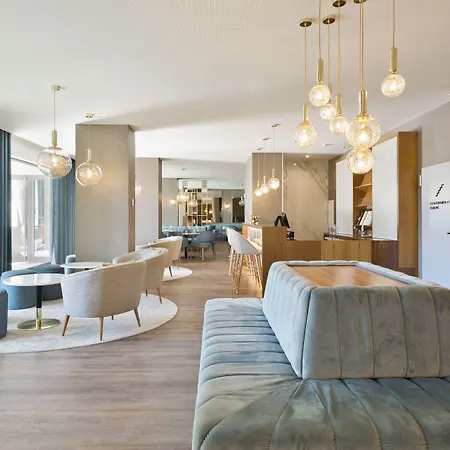 Hotel Acta The Avenue