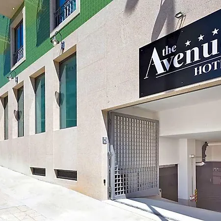 Acta The Avenue 4*