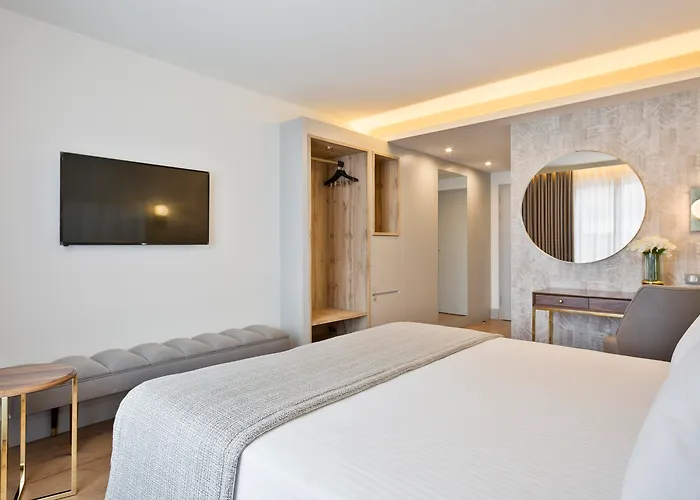 Szálloda Acta The Avenue 4*