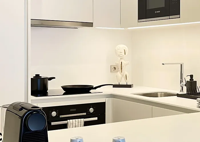 Acta The Avenue Szálloda