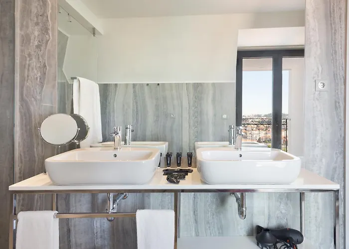 Acta The Avenue Hotell