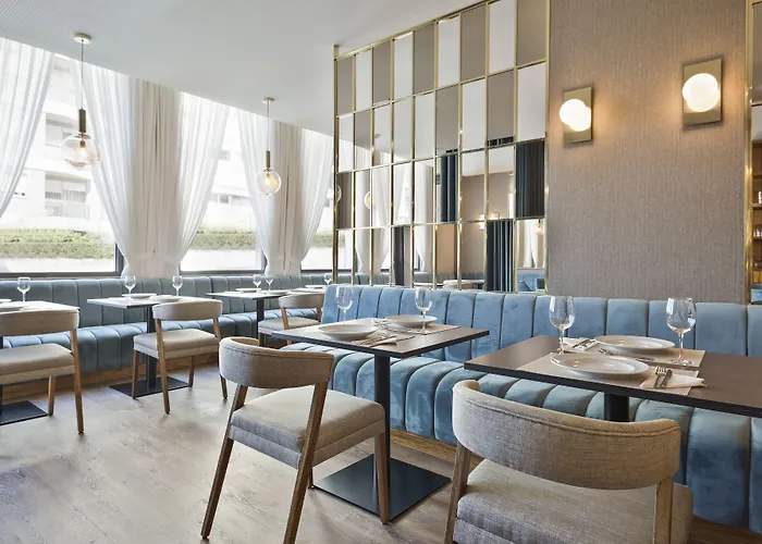 Acta The Avenue 4* Oporto