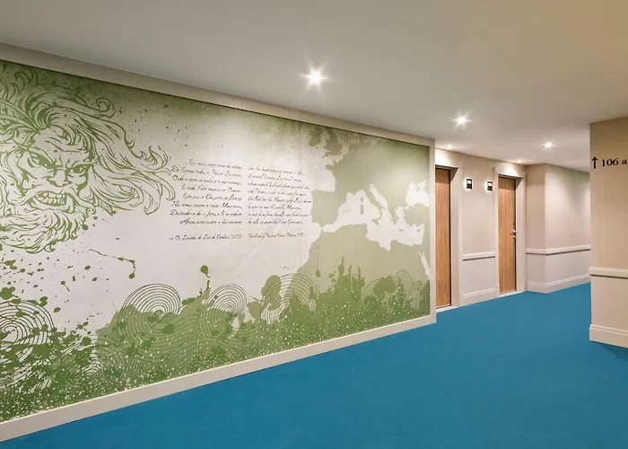 Hotell Acta The Avenue 4*