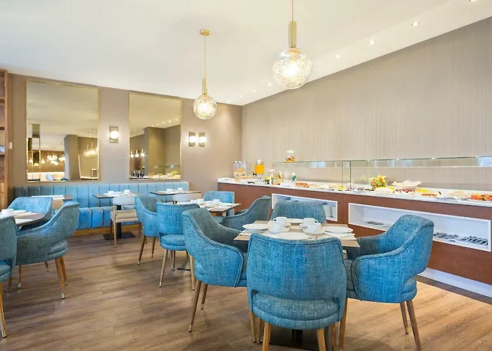 Acta The Avenue Hotell Oporto