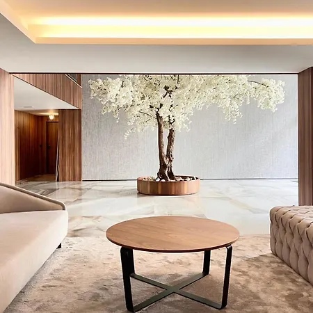 Hotel Acta The Avenue