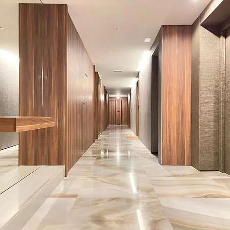 Hotel Acta The Avenue